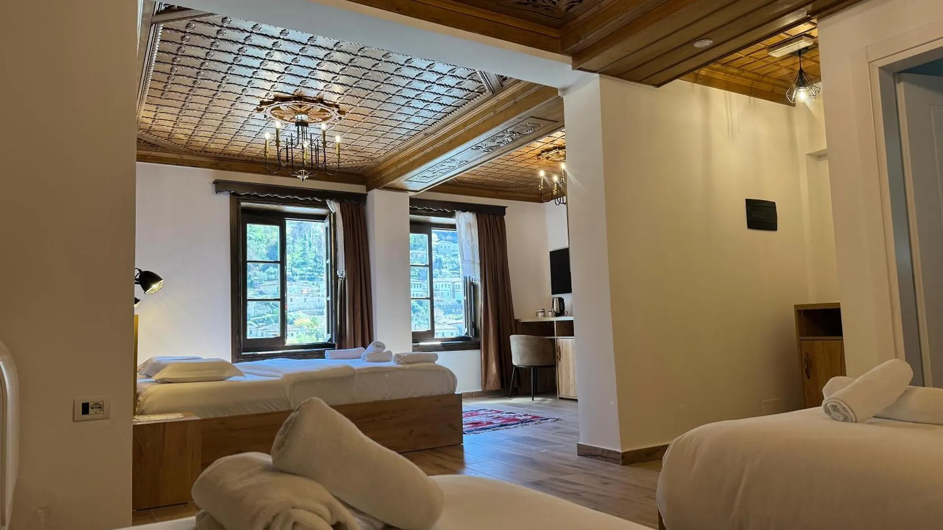 Hotel Ansel Μπεράτ
