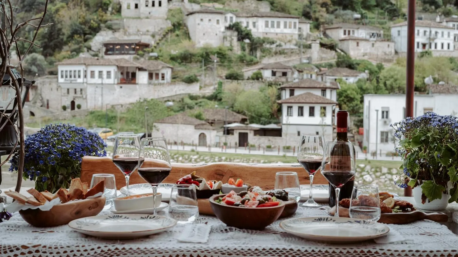 Hotel Ansel Μπεράτ