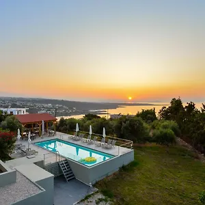 κάντε κράτηση εδώ