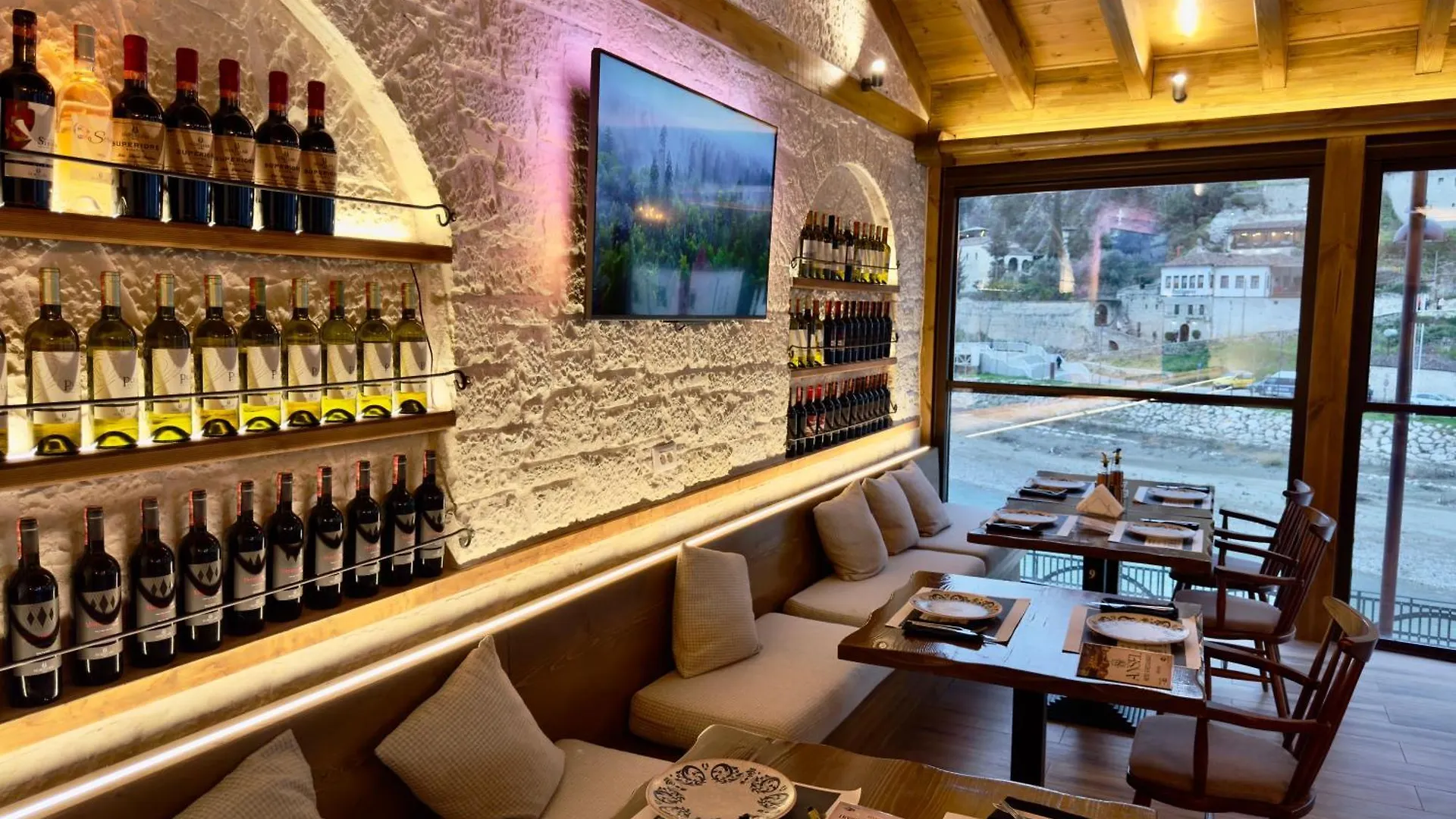 Hotel Ansel Berat 0*,  Arnavutluk