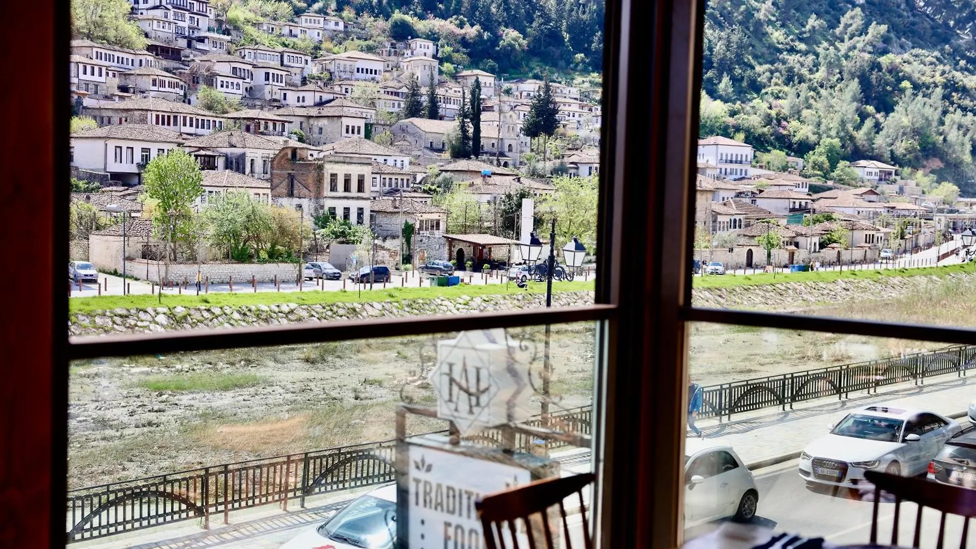Hotel Ansel Berat 0*,